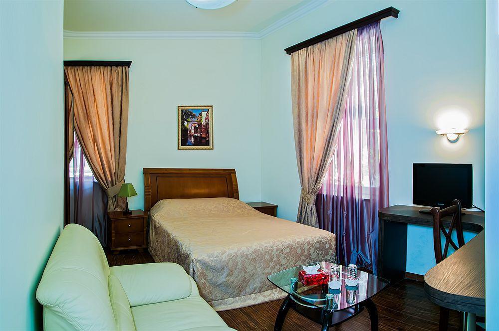 Yerevan Deluxe Hotel Exterior foto