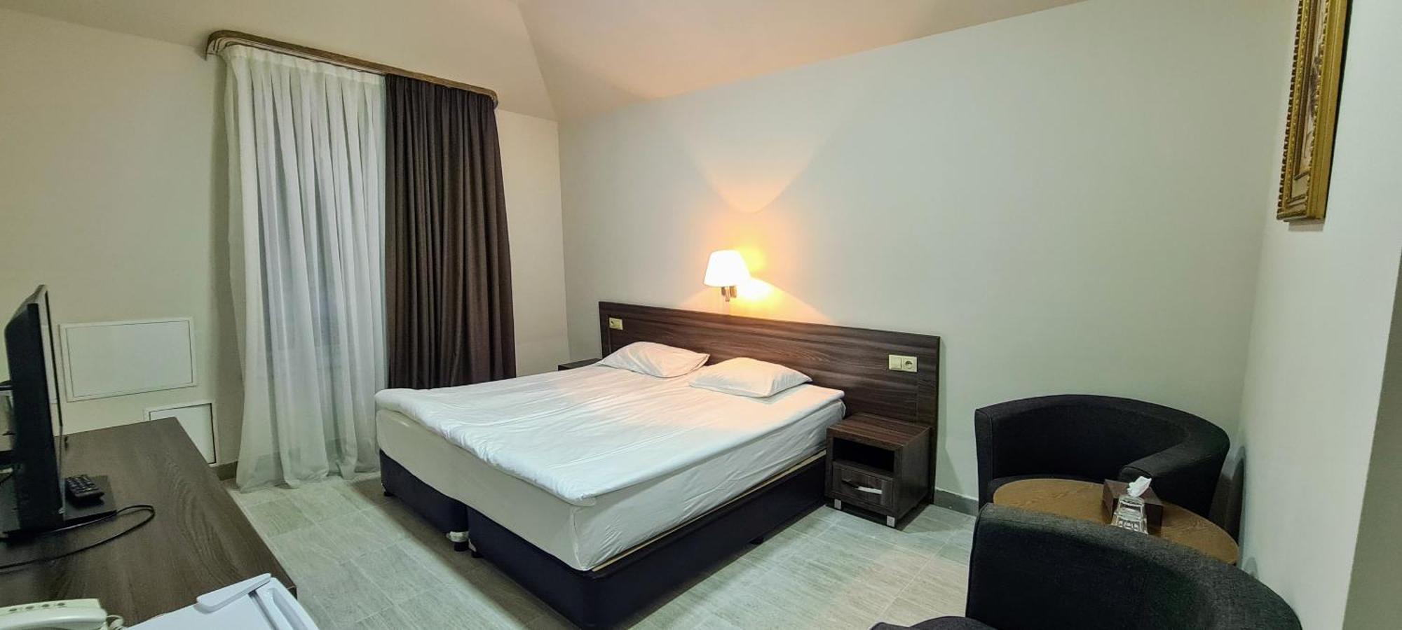 Yerevan Deluxe Hotel Exterior foto